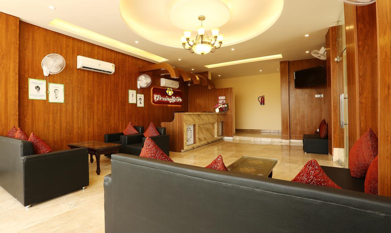 Treebo Blessing Bells Hotel Dehradun Exterior photo